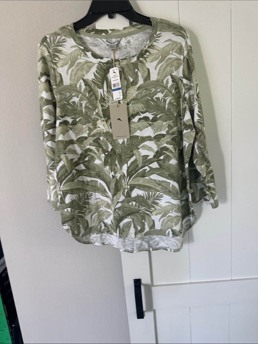 Green Tropical Leaf Print Button Henley Tops